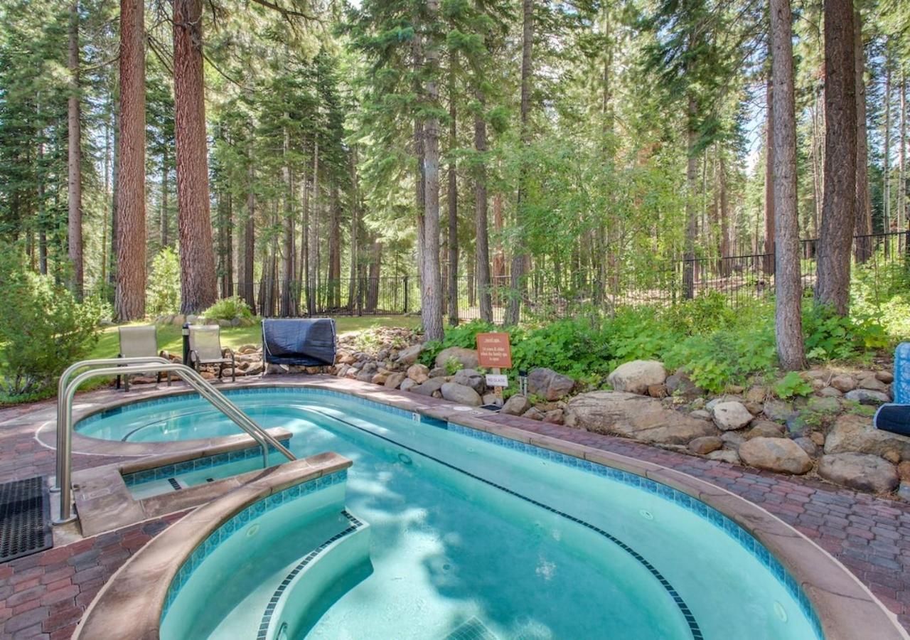 Northstar True In Out Year-round Hot Tubs Book On Your Mobile For Promo Price Apartamento Truckee